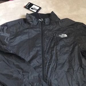 ♫ The North Face windbreaker ♫